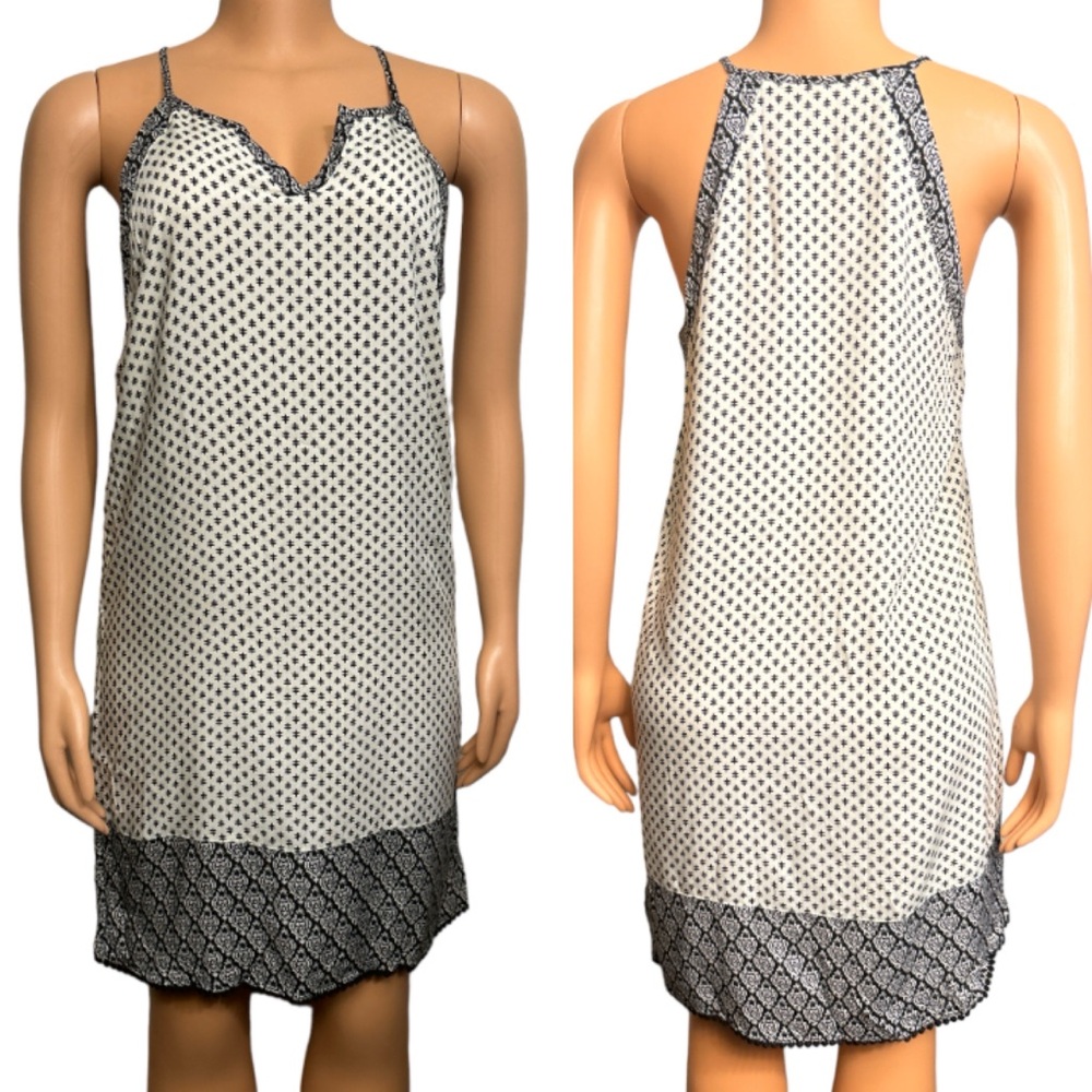 Skies are Blue Shift Dress Printed Halter Split-Neck cream black Border size M